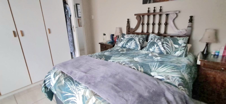 2 Bedroom Property for Sale in Bothasrus Eastern Cape